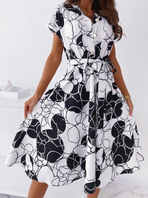 <tc>Elegancka sukienka Cervantes czarno-biała</tc>